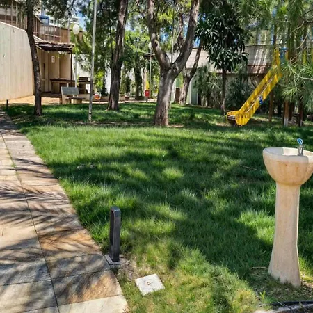 Beachfront Nautical Apartamento *