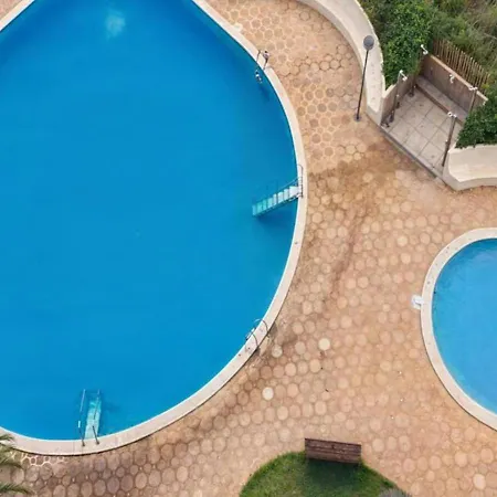 Beachfront Nautical Apartamento *